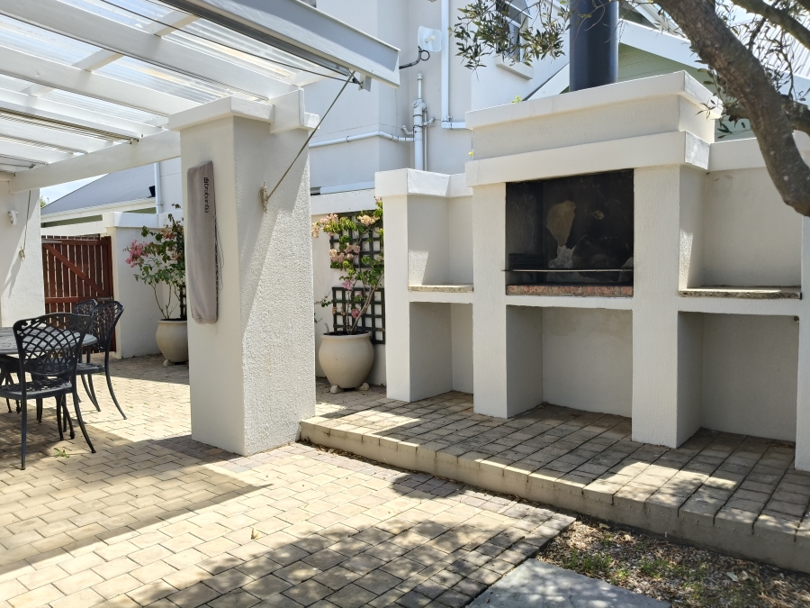 2 Bedroom Property for Sale in Fountains Estate Eastern Cape